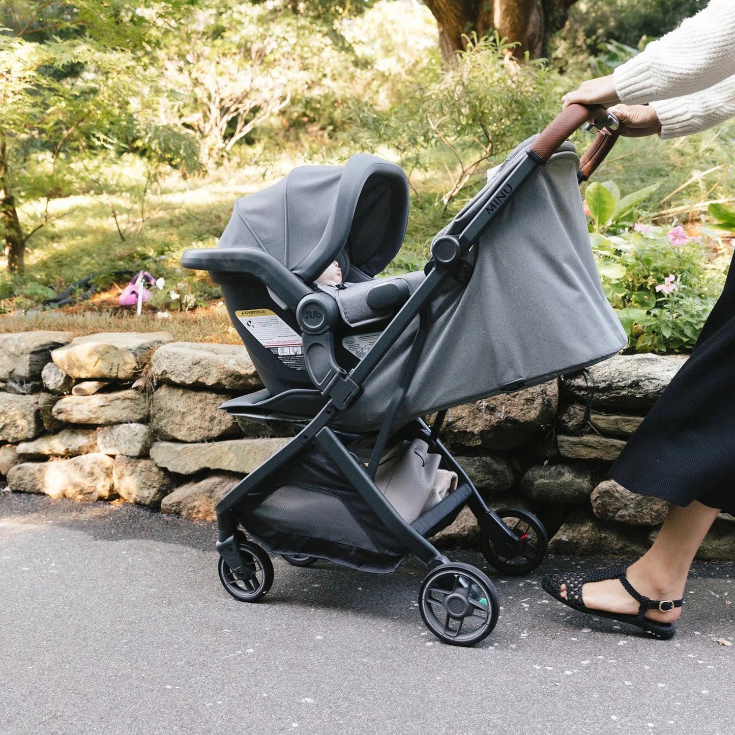 Minuv3 Stroller  - Charcoal | Carbon Frame |