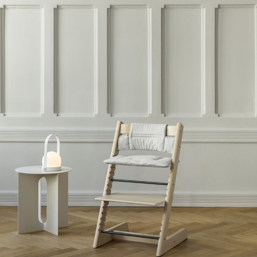 وسادة تريب تراب الكلاسيكية باللون الرمادي النوردي