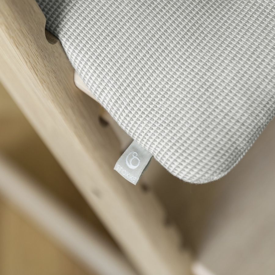 وسادة تريب تراب الكلاسيكية باللون الرمادي النوردي