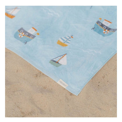 Bath Towel Sailors Bay: Perfect for Home or Beach Baths, Ideal for Both