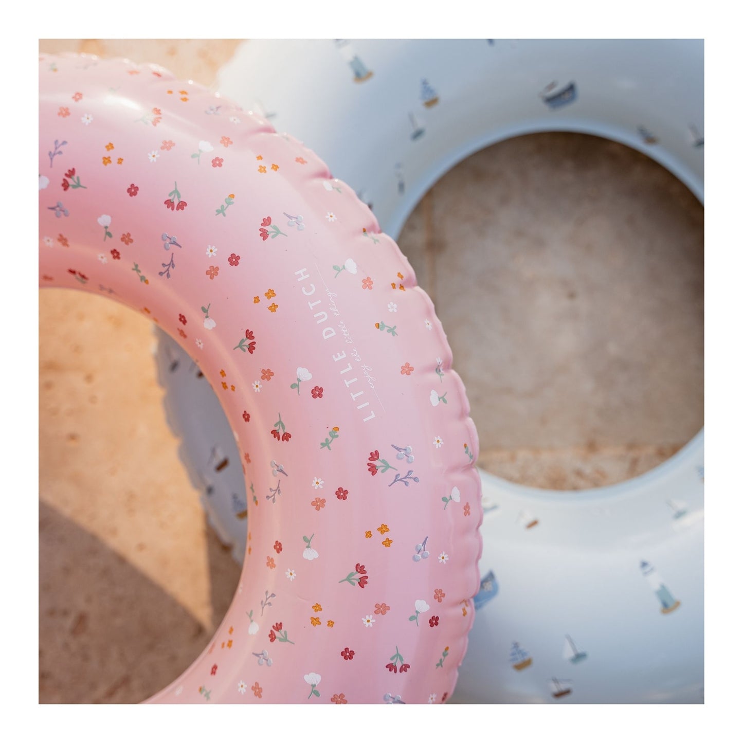 Inflatable Swim Ring 50 cm — Durable PVC Pool Float for Children and Family Fun