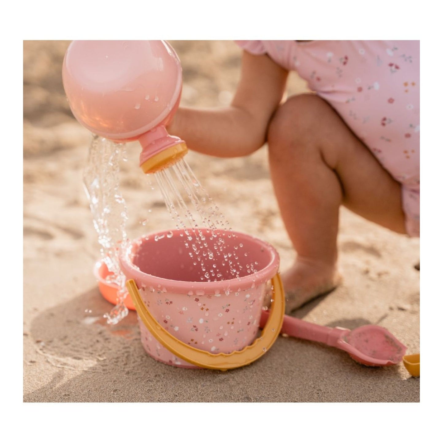Beach Toy Set Flowers