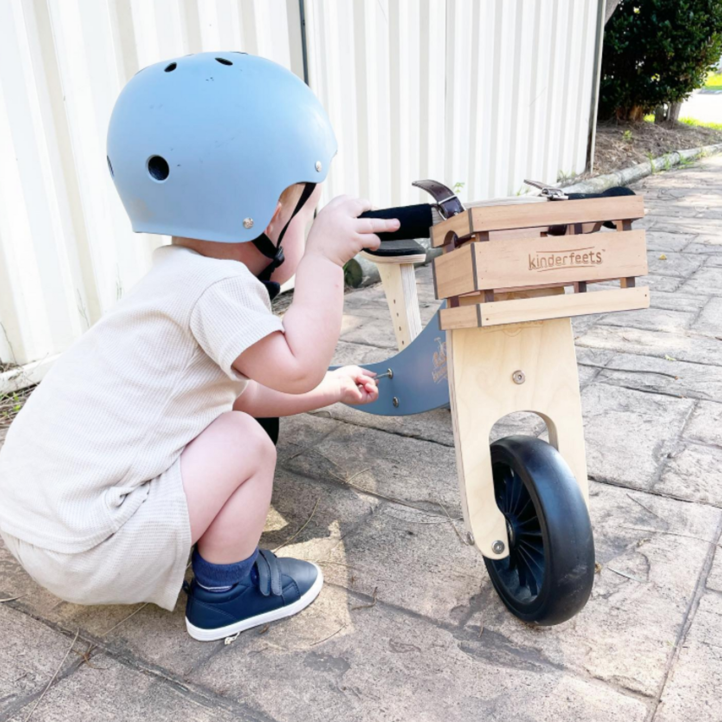 Cream 2-in-1 Tiny Tot Balance Bike Adventure Bundle (Blue Helmet + Crate Basket)