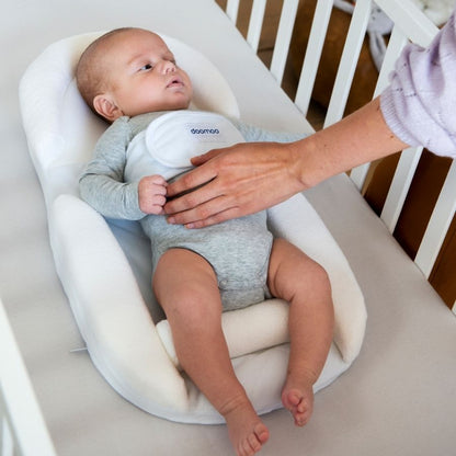 أساسيات النوم العليا بلس الأبيض