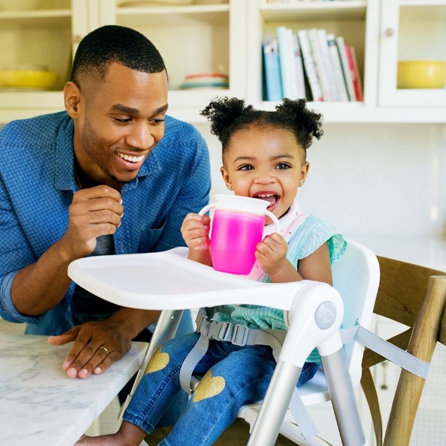 كوب تدريب Miracle® 360° مع غطاء، 7 أونصة - أرجواني