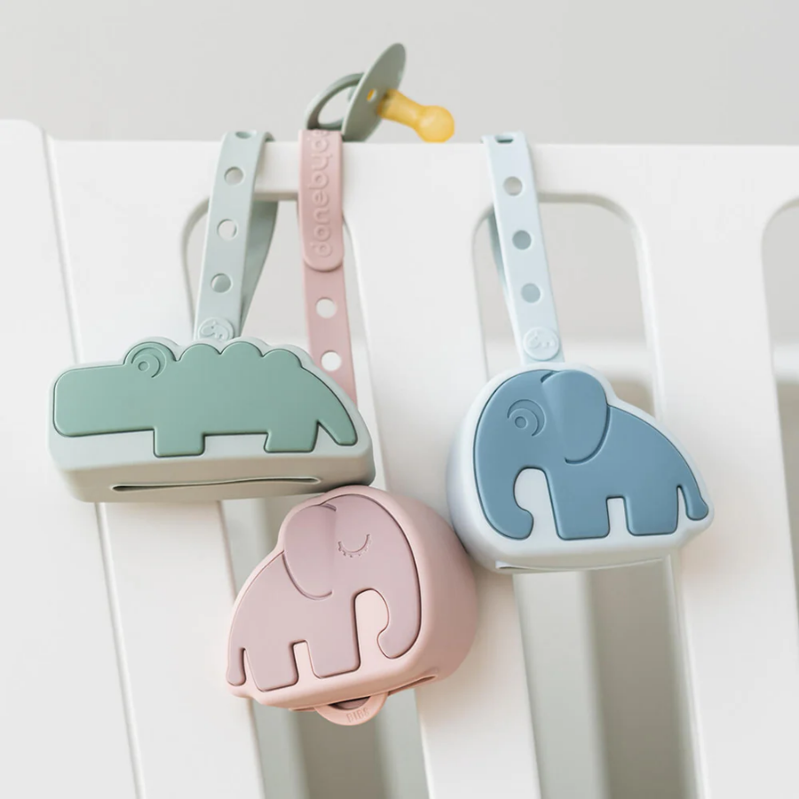 Silicone Pacifier Pouch – Hygienic Holder with Zipper & Clip for On-the-Go Use