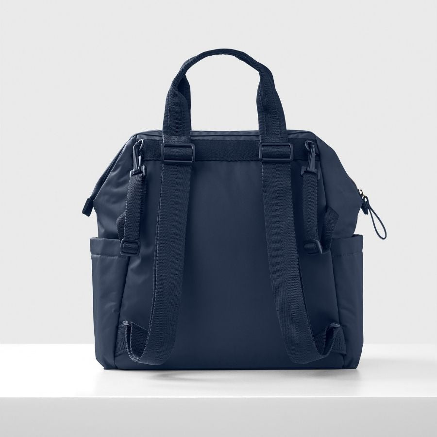 حقيبة ظهر Main Frame باللون الأزرق الداكن