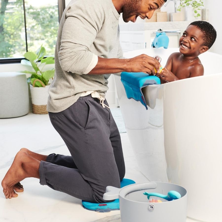 Skip Hop Moby Stowaway Bath Toy Bucket White Blue