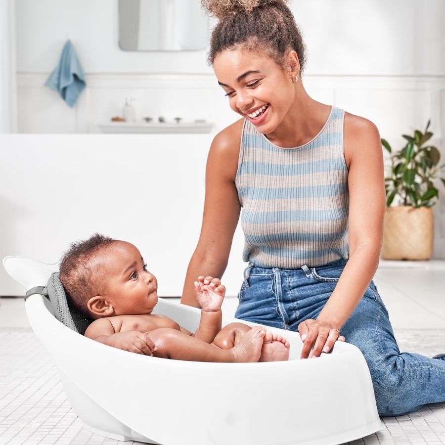 حوض استحمام موبي سمارت سلينج ثلاثي المراحل باللون الأبيض