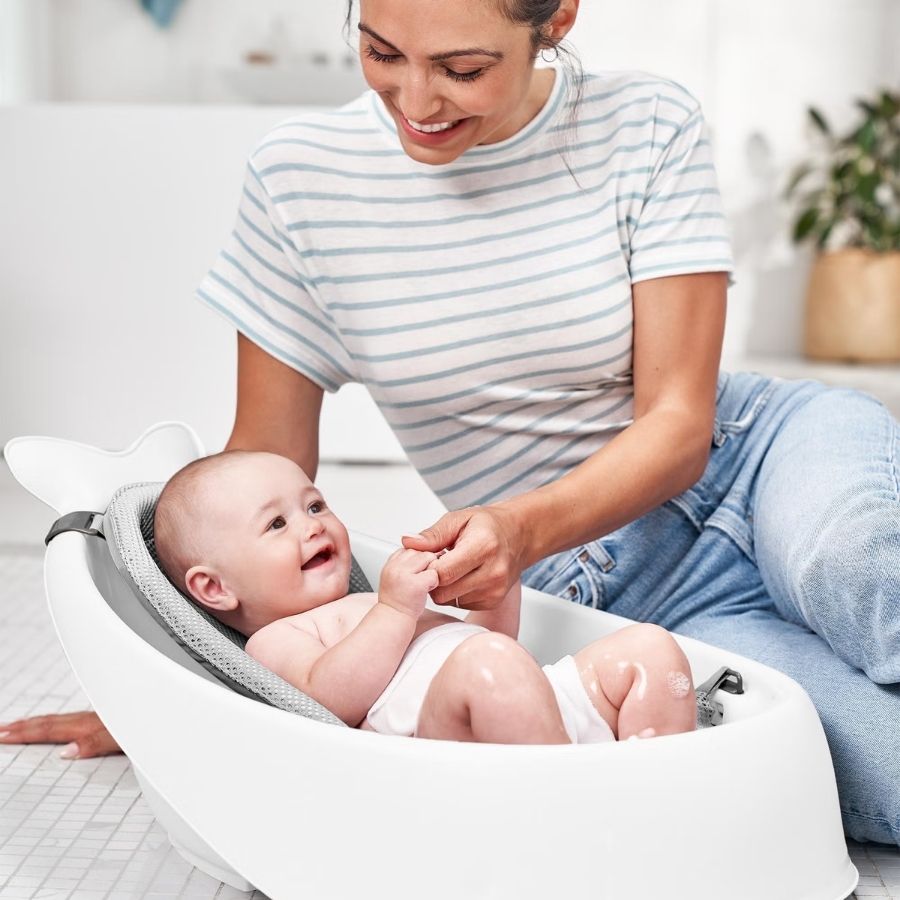 حوض استحمام موبي سمارت سلينج ثلاثي المراحل باللون الأبيض