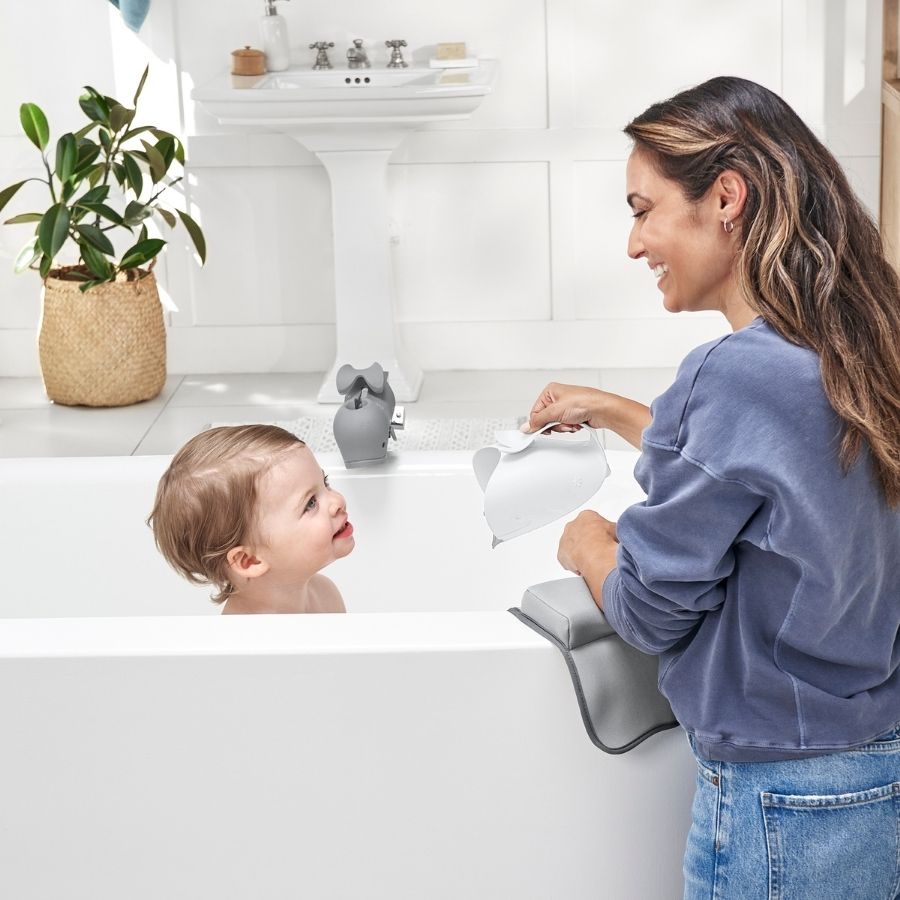 شطاف موبي ووترفول باللون الأبيض