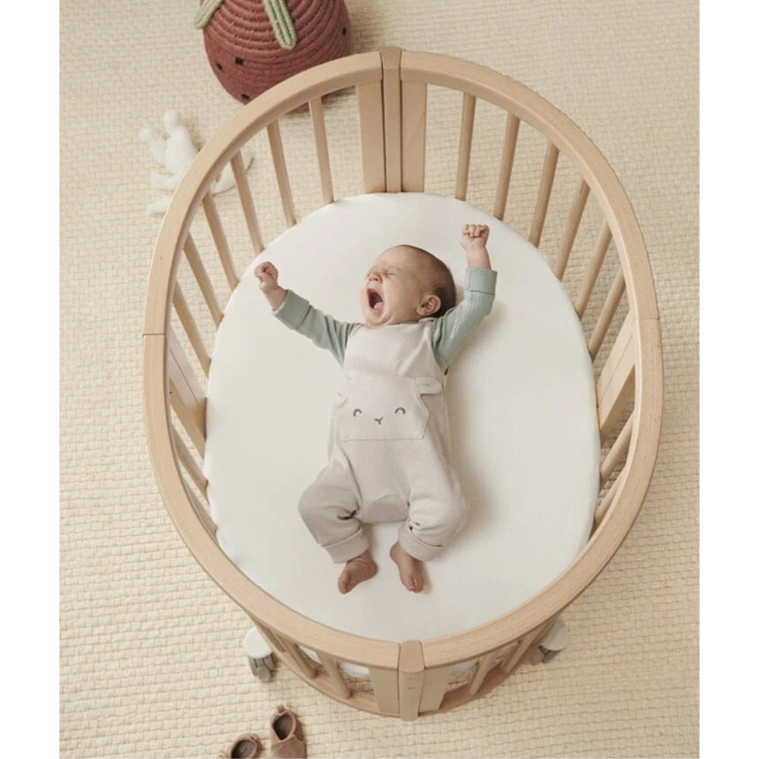 Sleepi Mini Crib, Mattress & White Sheet Bundle