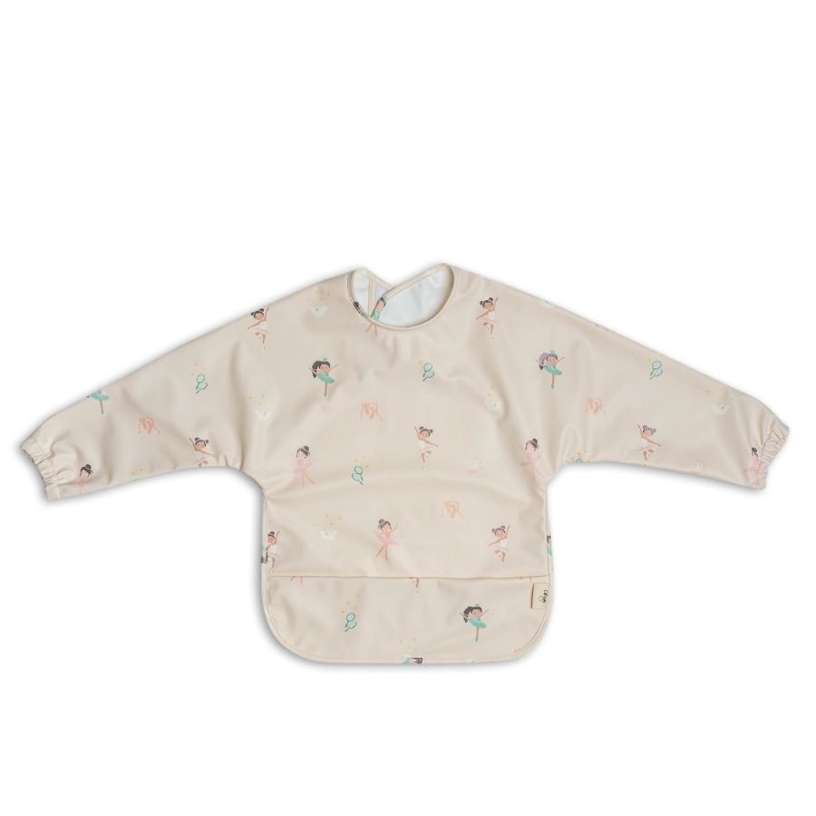 راقصة باليه بأكمام طويلة