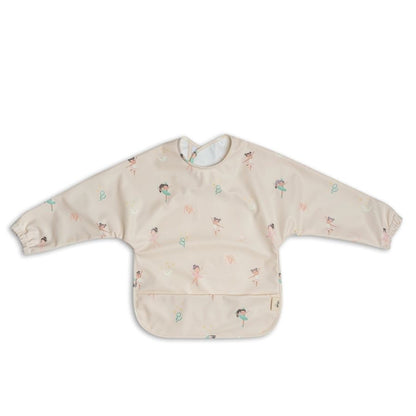 راقصة باليه بأكمام طويلة