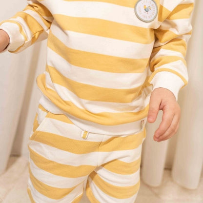 شورت - خطوط صفراء مشمسة