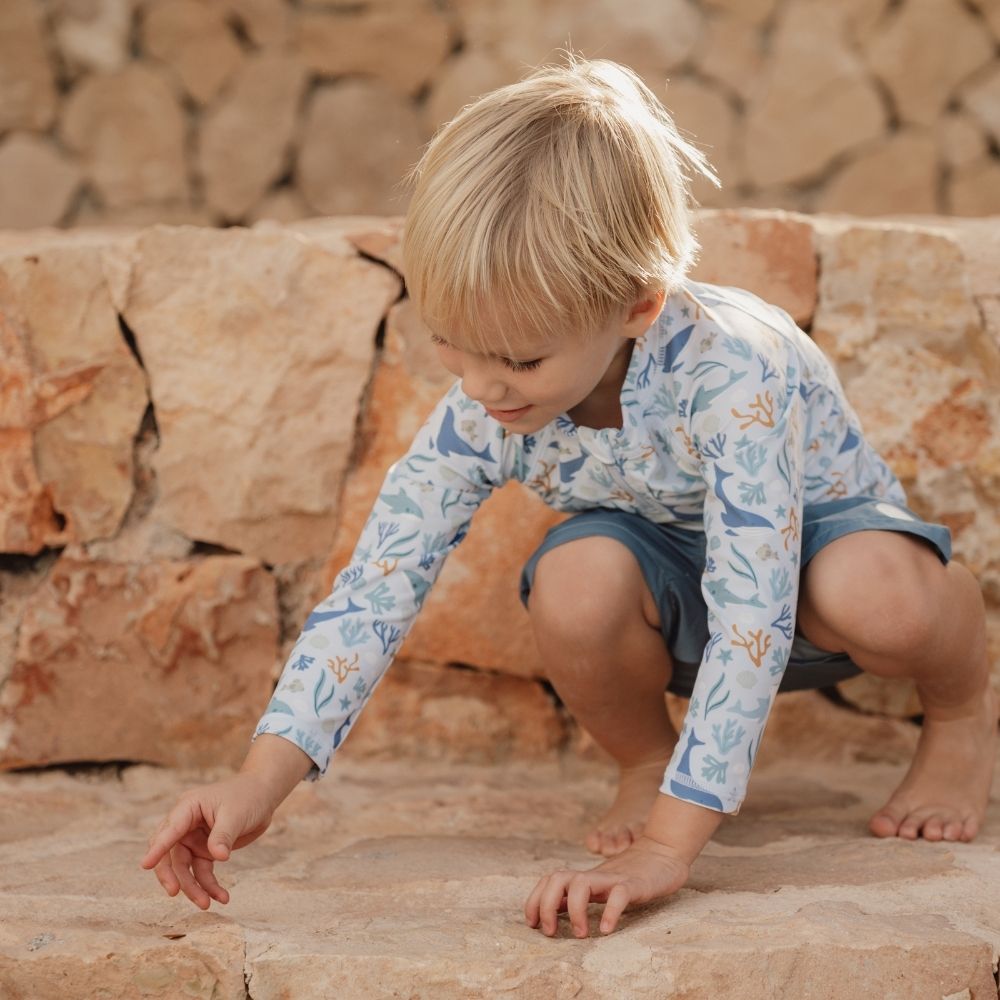 تي شيرت سباحة بأكمام طويلة وأحلام المحيط باللون الأزرق