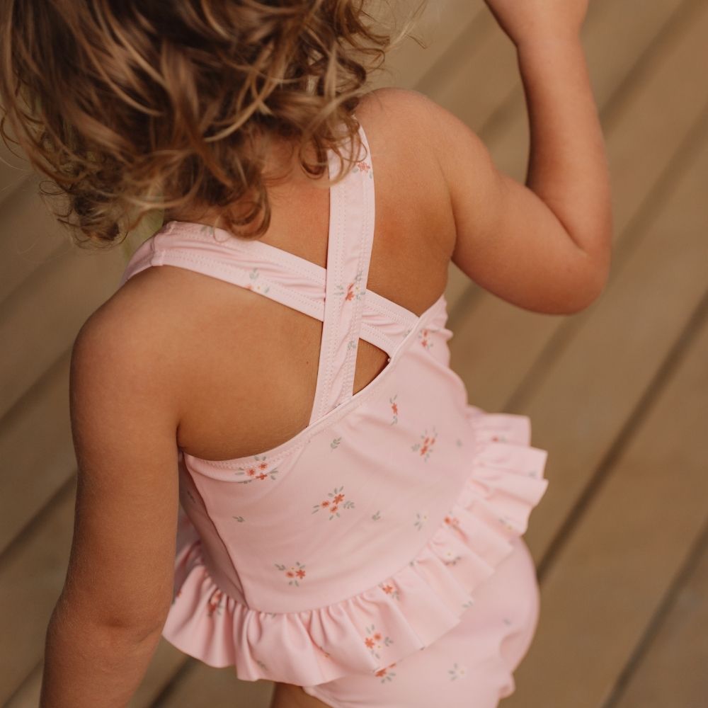 ملابس السباحة الكشكشة روزي ميدوز