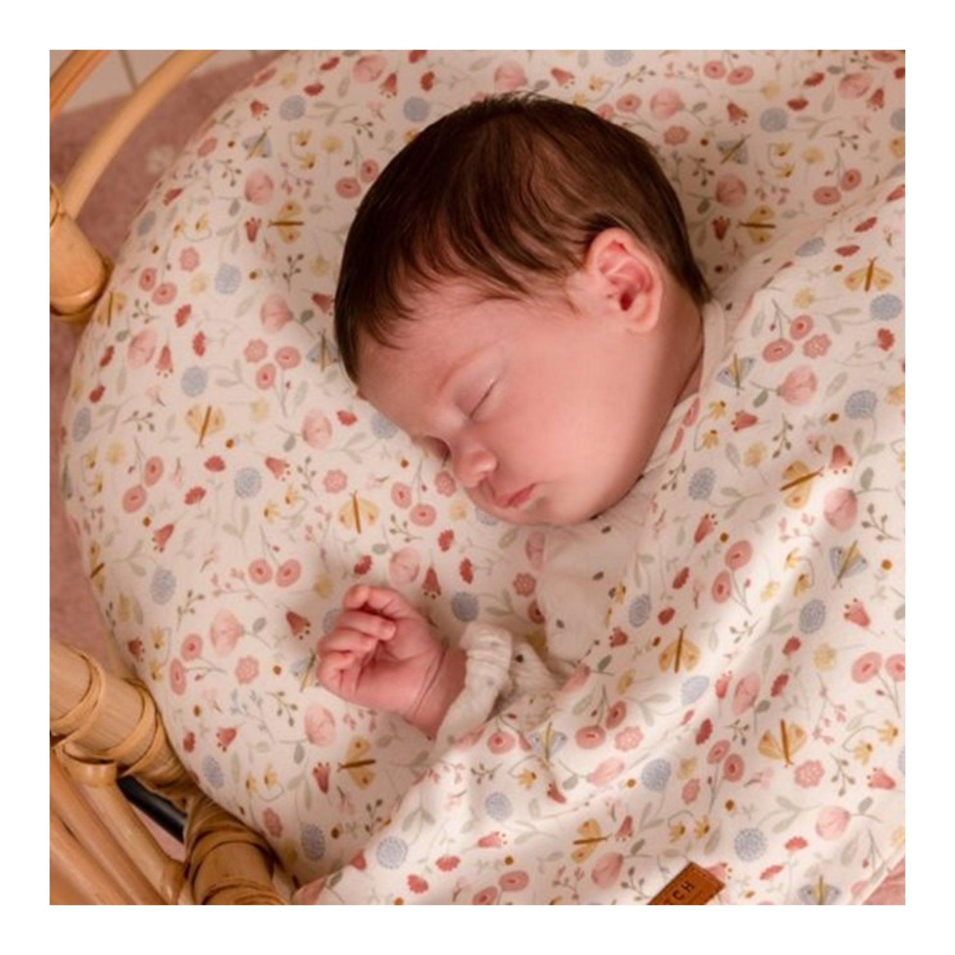 Order online - Fitted Cot Sheet Flowers & Butterflies - Little Dutch