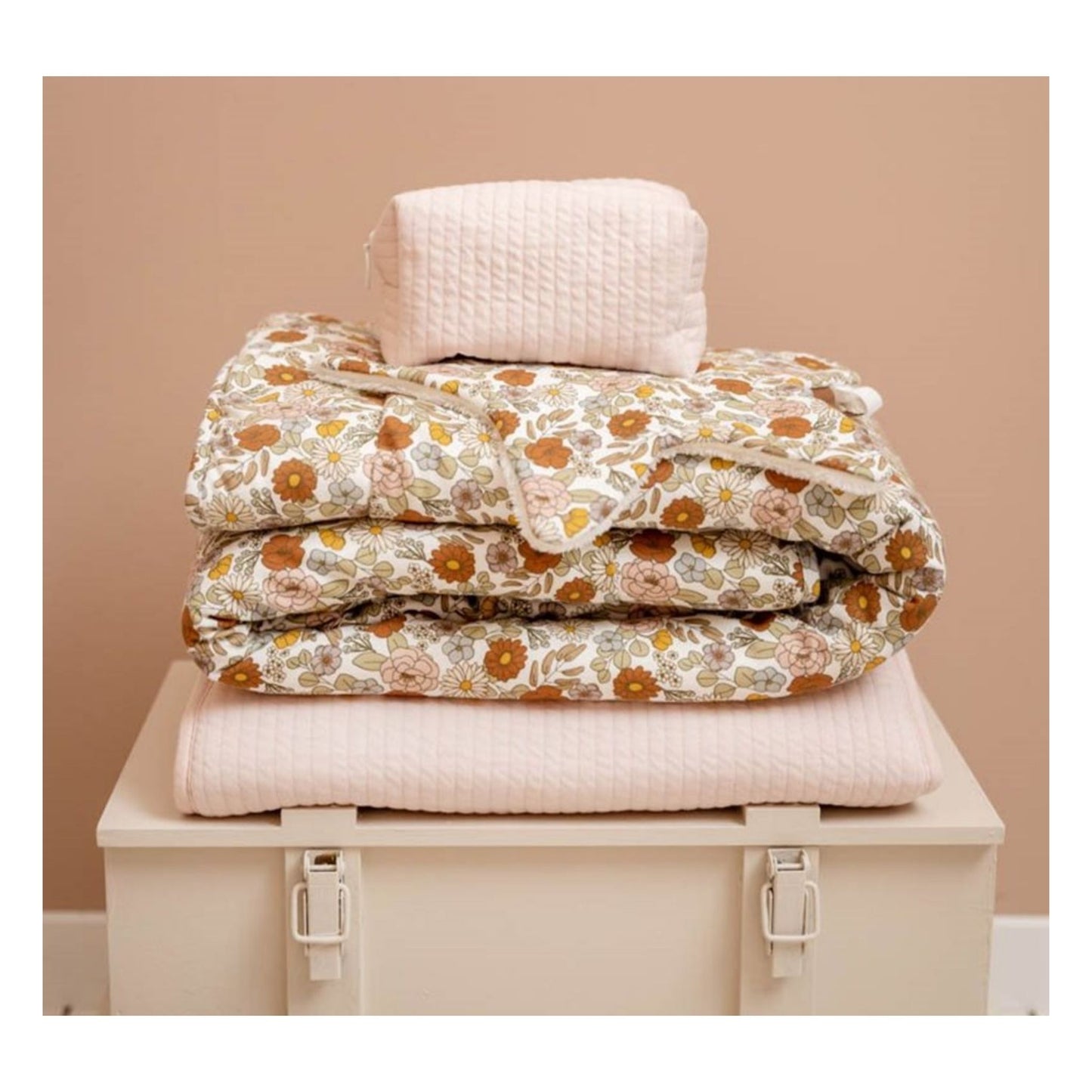 Best Changing Pad Pure Soft Pink - Easy to Fold