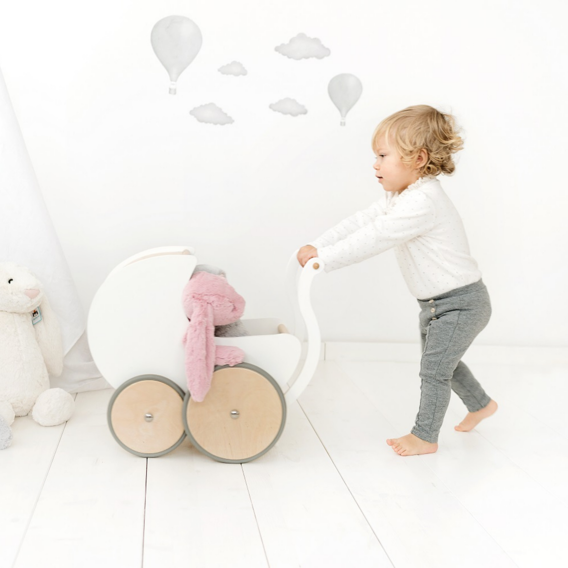 Kinderfeets Pram & Walker