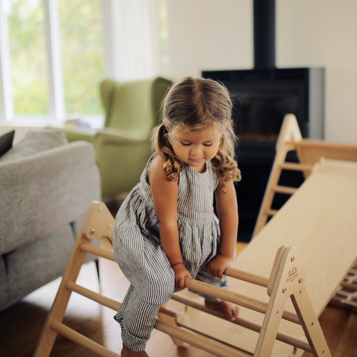 Pikler Climber Triangle Montessori Climbing Frame for Toddlers and Kids