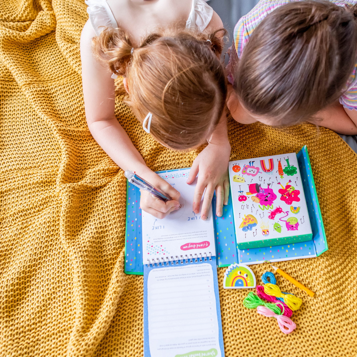 استمتع مع الأصدقاء - تواصل. العب. أبدع.