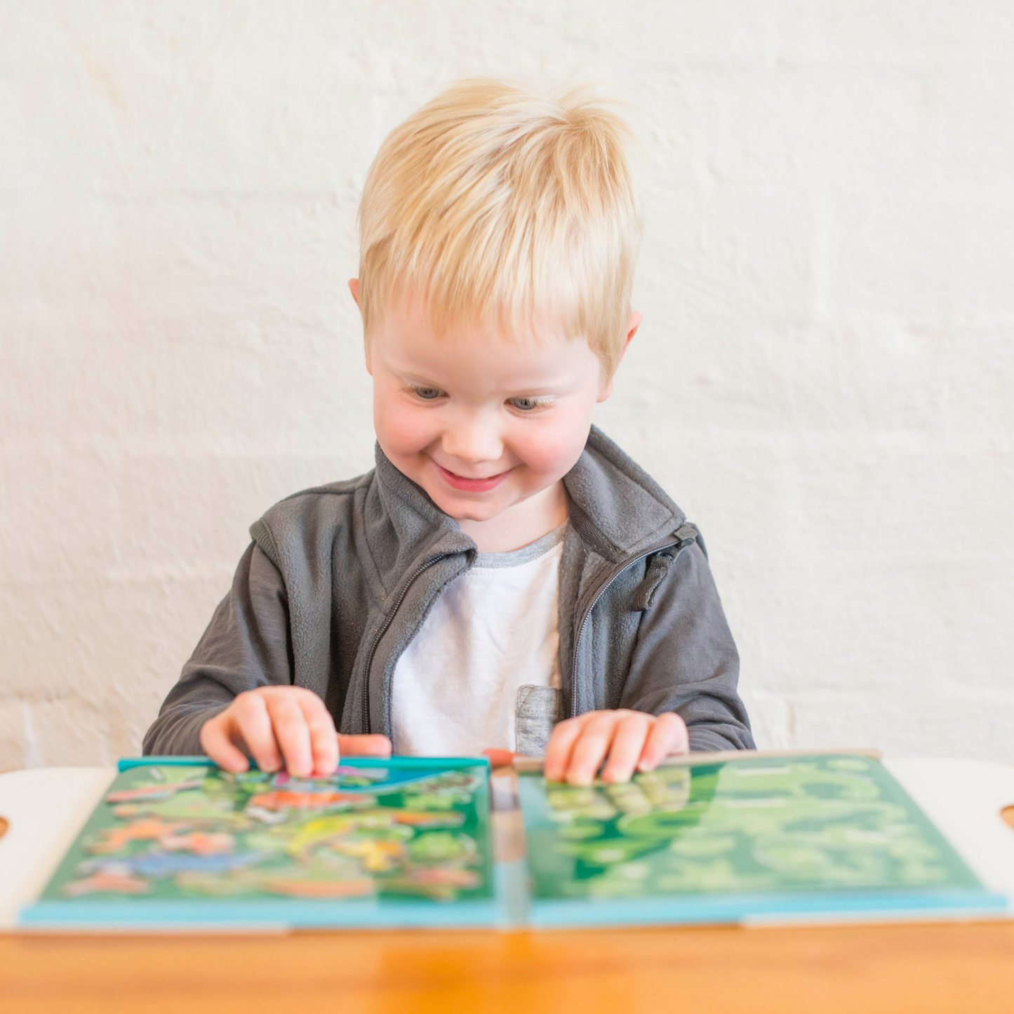 Magna Carry & Magna Fun - Dress Ups Playset Collection for Creative Kids