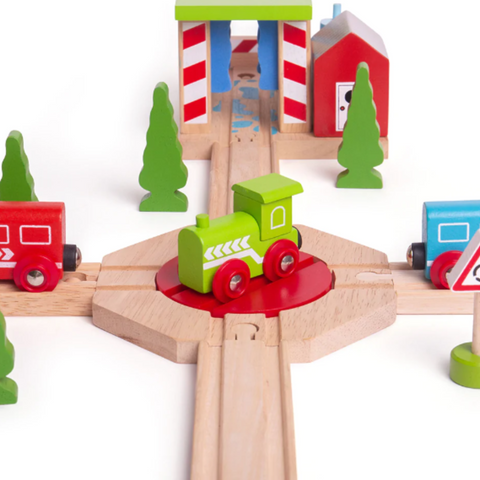 Bigjigs | Wooden Train Accessory - 4 Way Turntable | Age 3 Years+