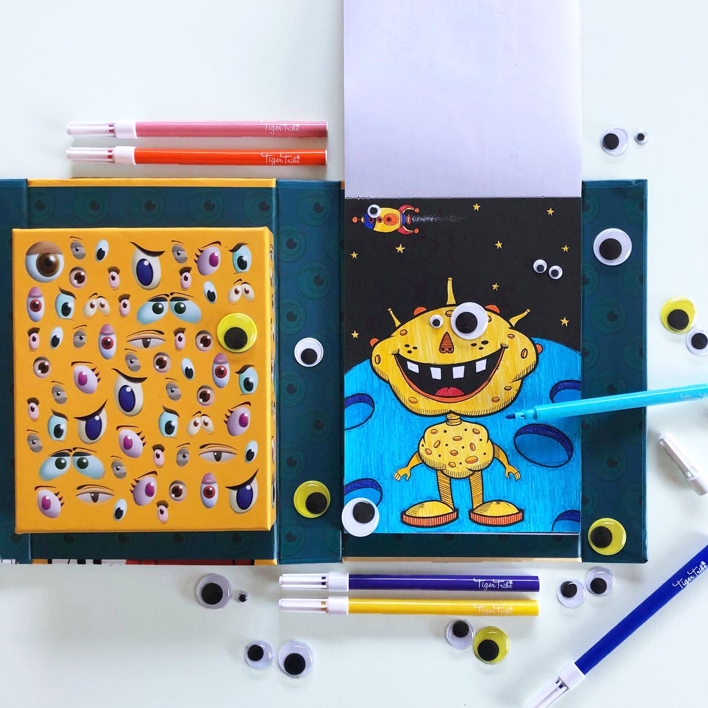 مجموعة التلوين - عيون مجنونة