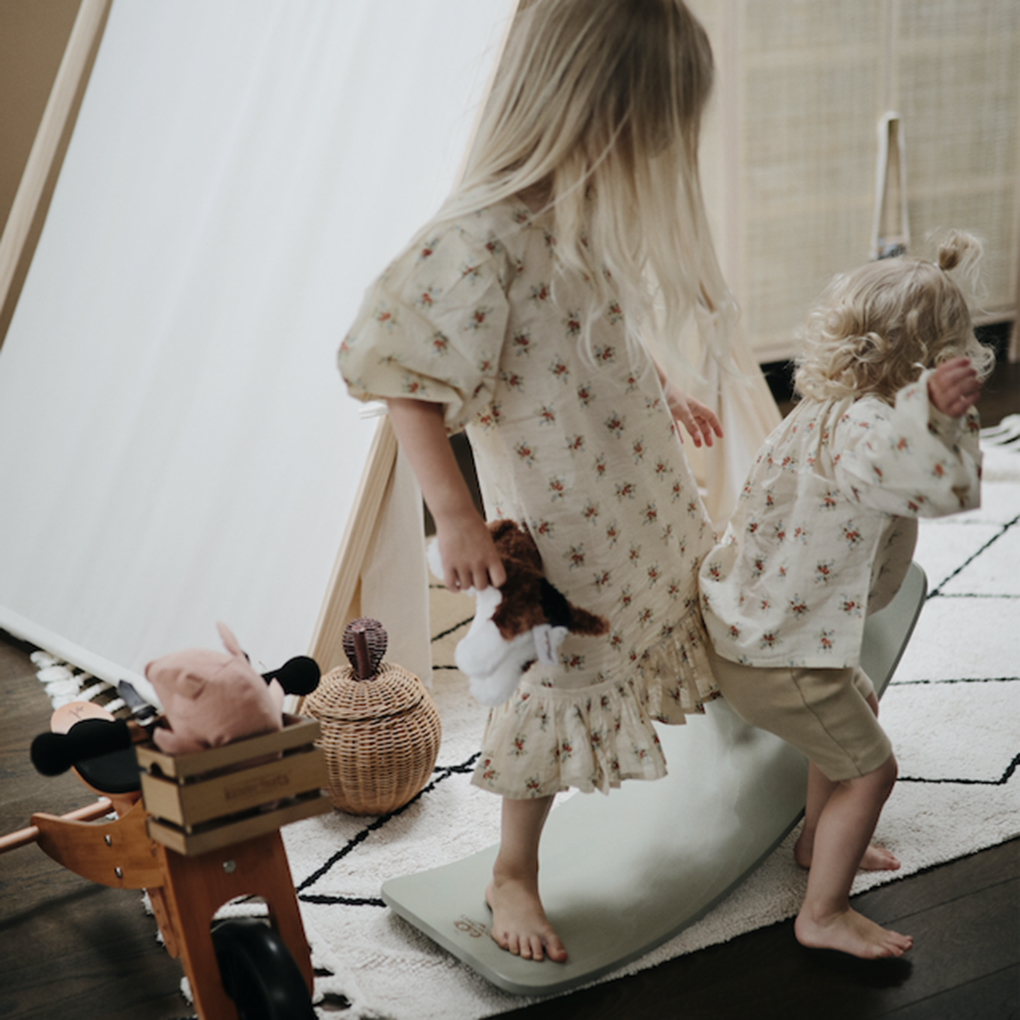 Kinderboard Balance Board – Montessori Wooden Play and Motor Skills Trainer